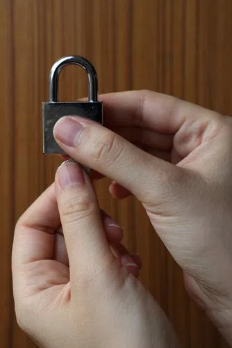 Plantsville CT Locksmith Store Plantsville, CT 860-322-6942 - residential-lockouts